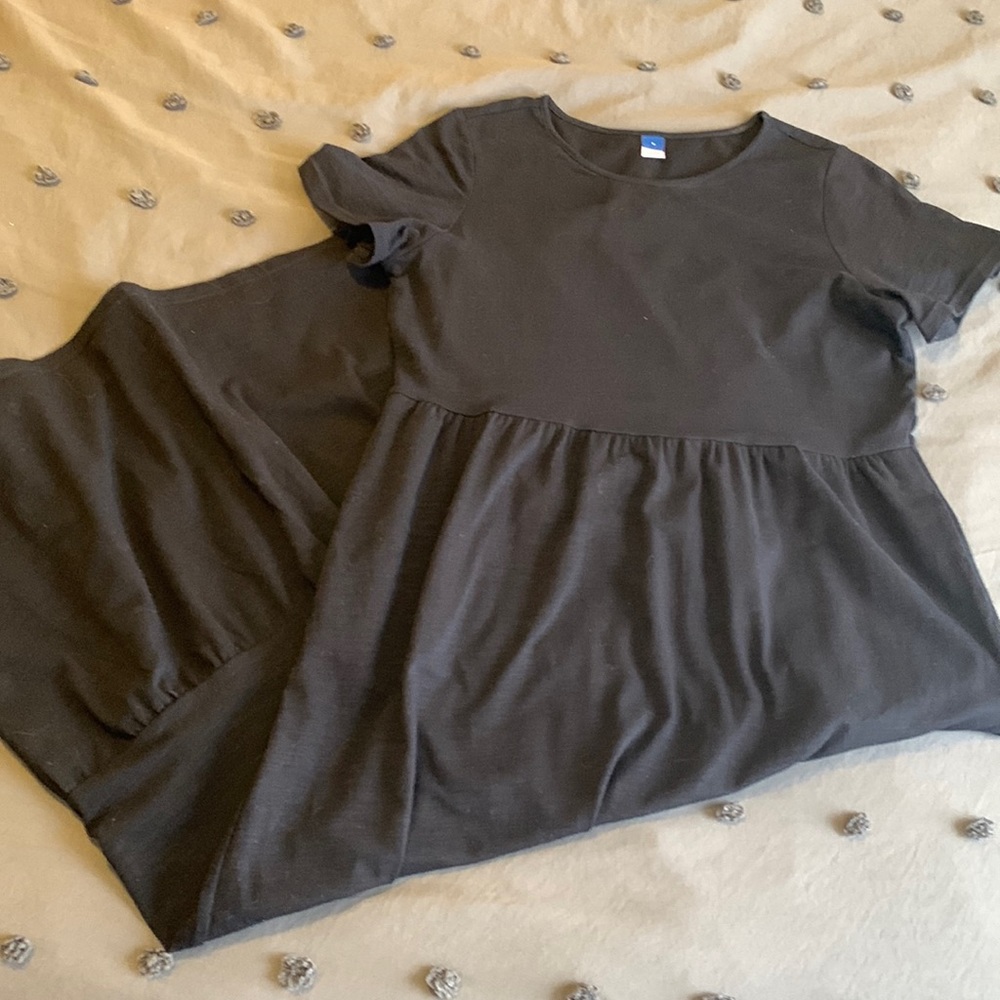 black tiered dress// NWOT